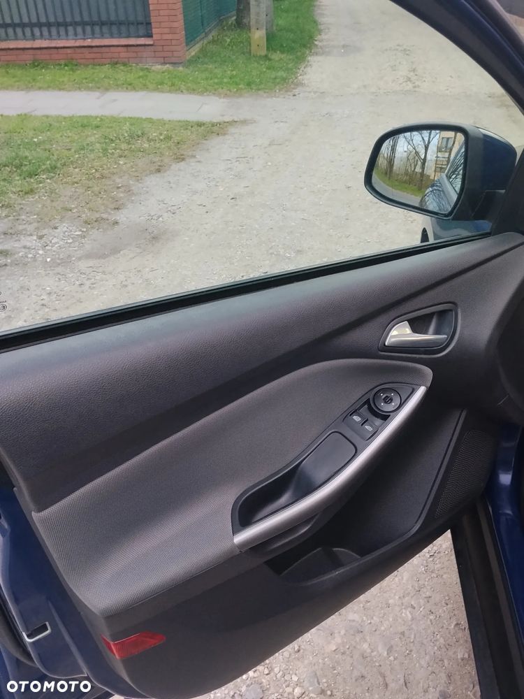 Ford Focus - 10