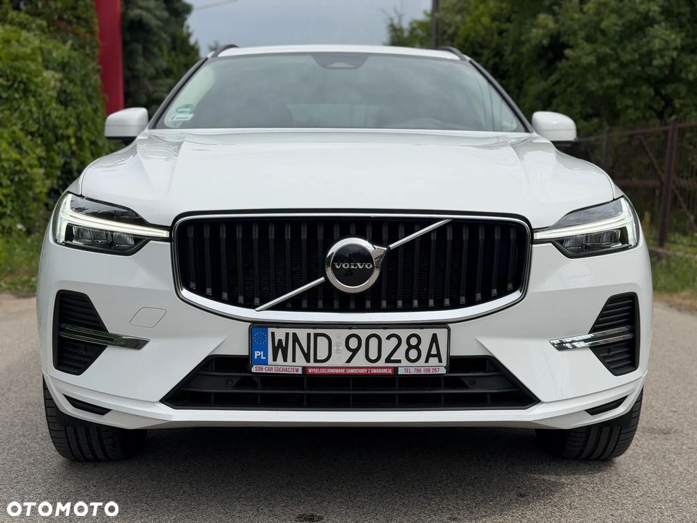 Volvo XC 60 B4 B Momentum Pro - 2