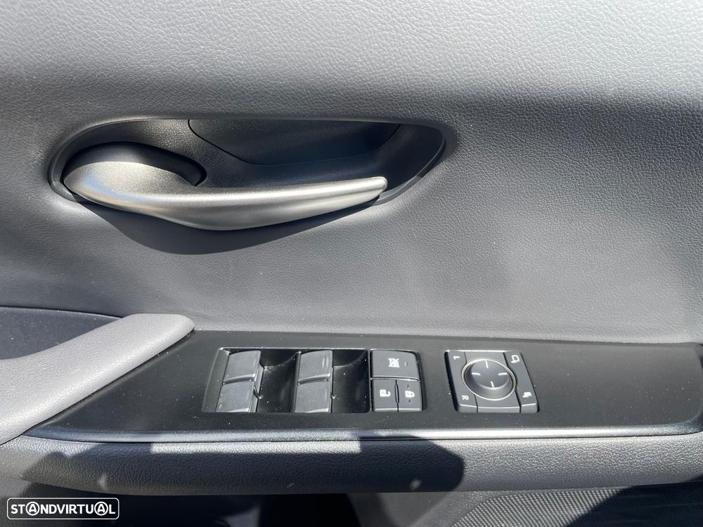 Lexus UX 250h Sport (Ecrã 12.3) - 25