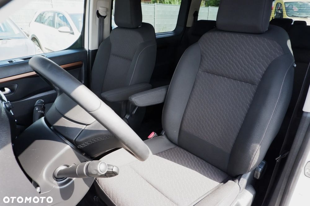Toyota Proace Verso - 28