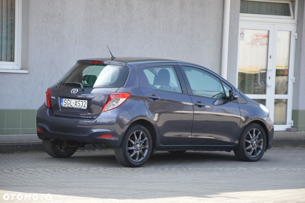 Toyota Yaris 1.33 Dynamic - 12