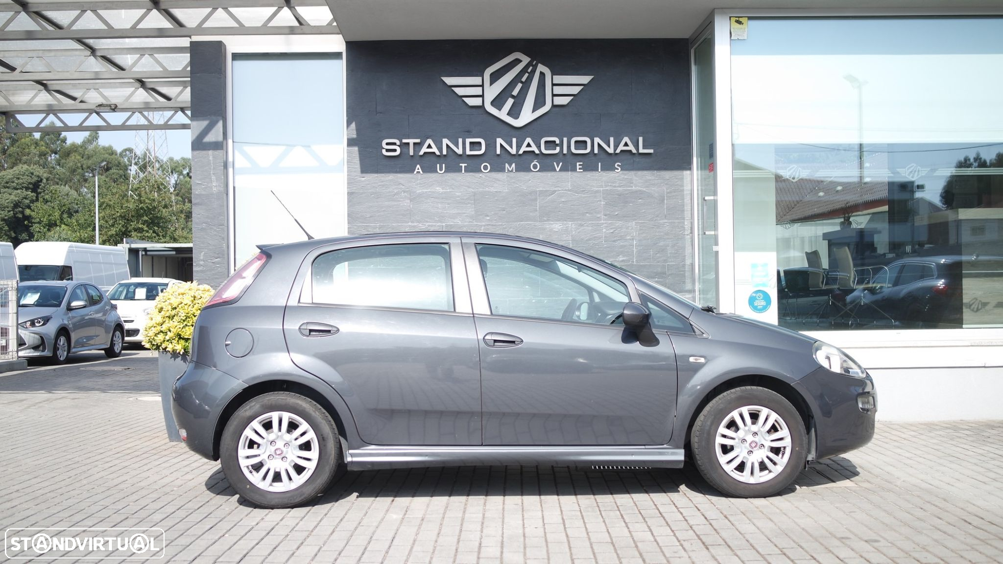 Fiat Punto 1.2 Young S&S - 5