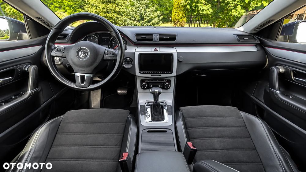 Volkswagen Passat CC 2.0 TDI BlueMotion Technology DSG Exclusive - 10