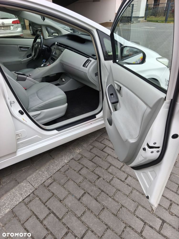 Toyota Prius 1.8 Hybrid Active - 9