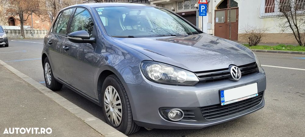 Volkswagen Golf 1.6 TDI DPF Trendline - 8