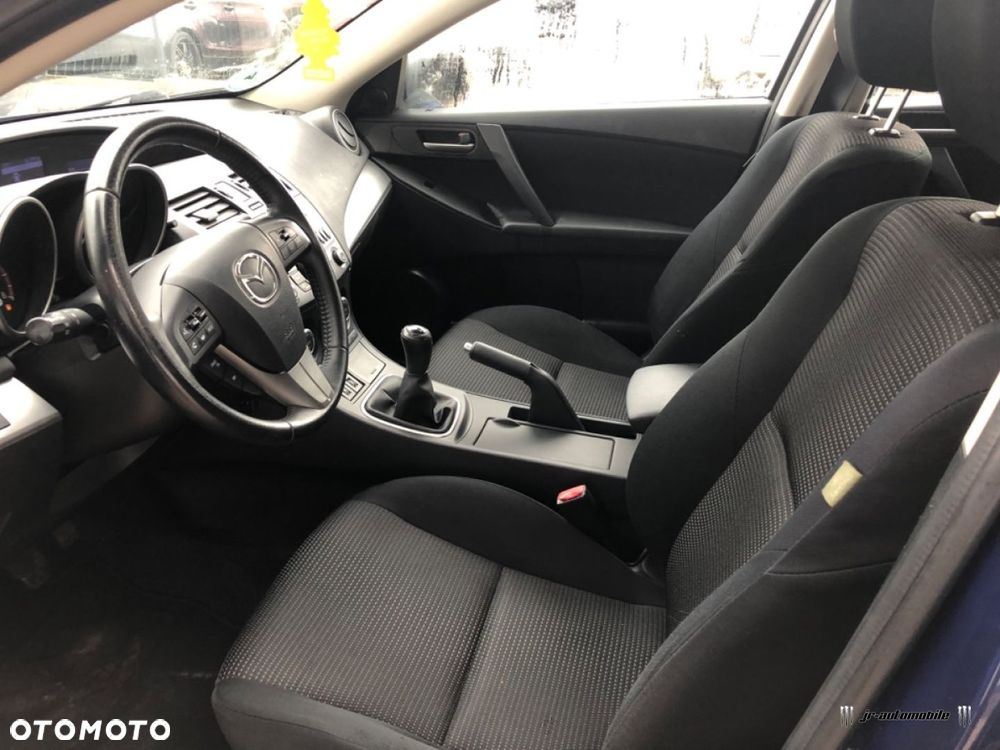 Mazda 3 - 7