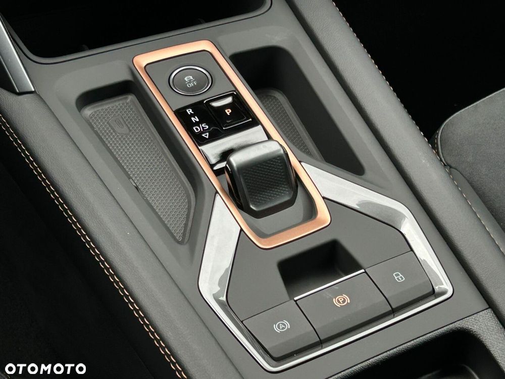 Cupra Formentor 1.5 TSI DSG - 25