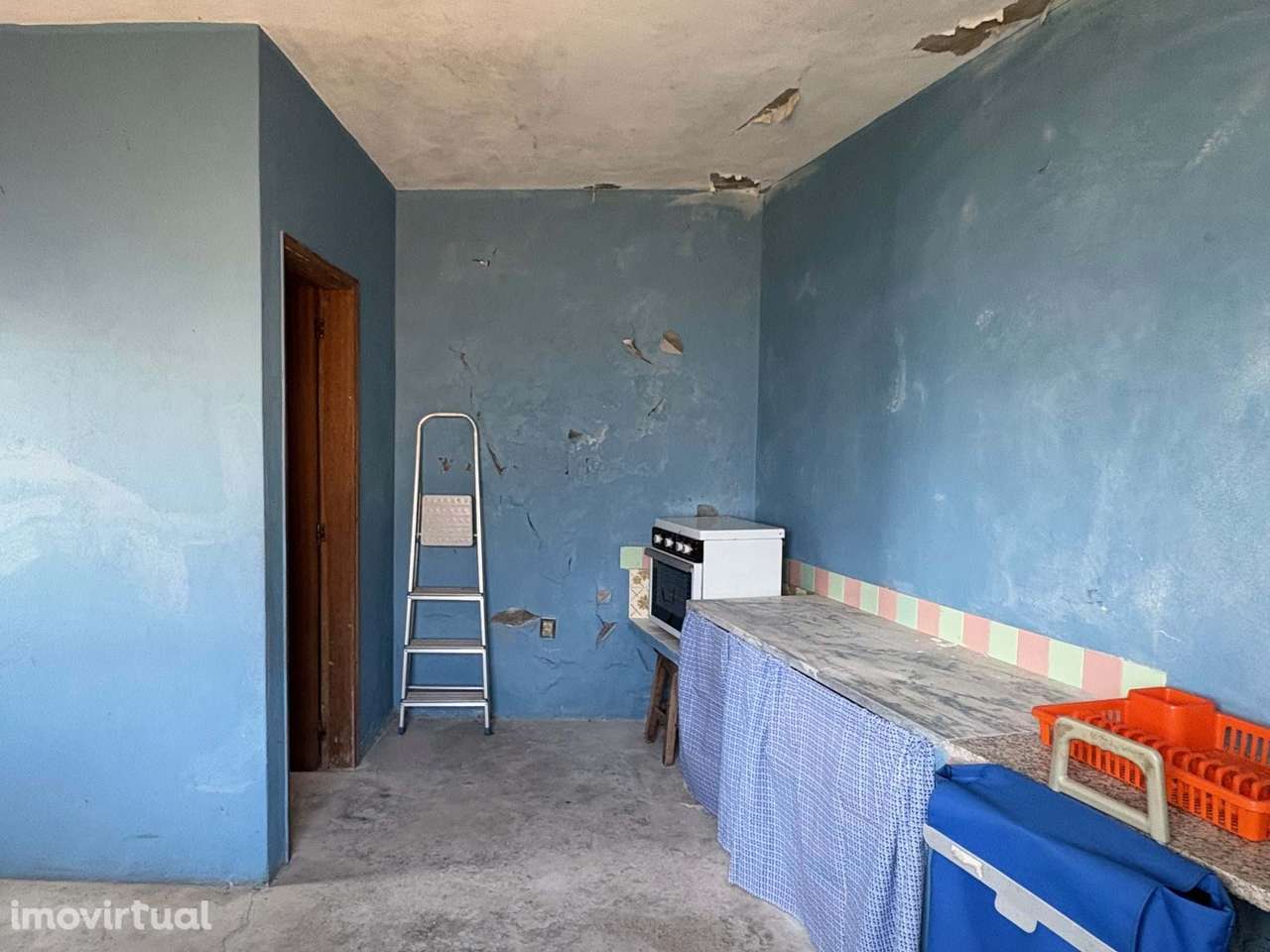 Moradia T1 com 2 pisos e anexos em Silvares da Serra - Grande imagem: 5/15