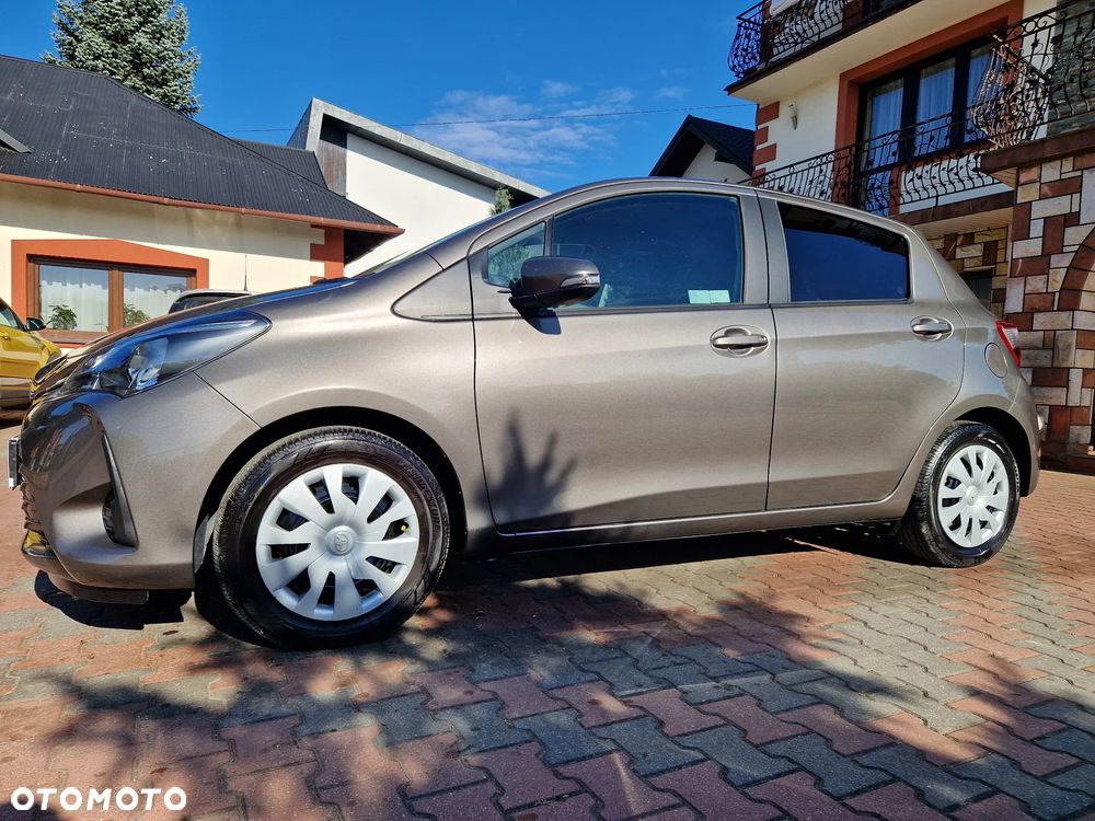Toyota Yaris 2018 photo 3