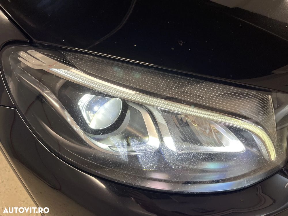 Mercedes-Benz GLC 300 4MATIC 9G-TRONIC AMG Line - 27