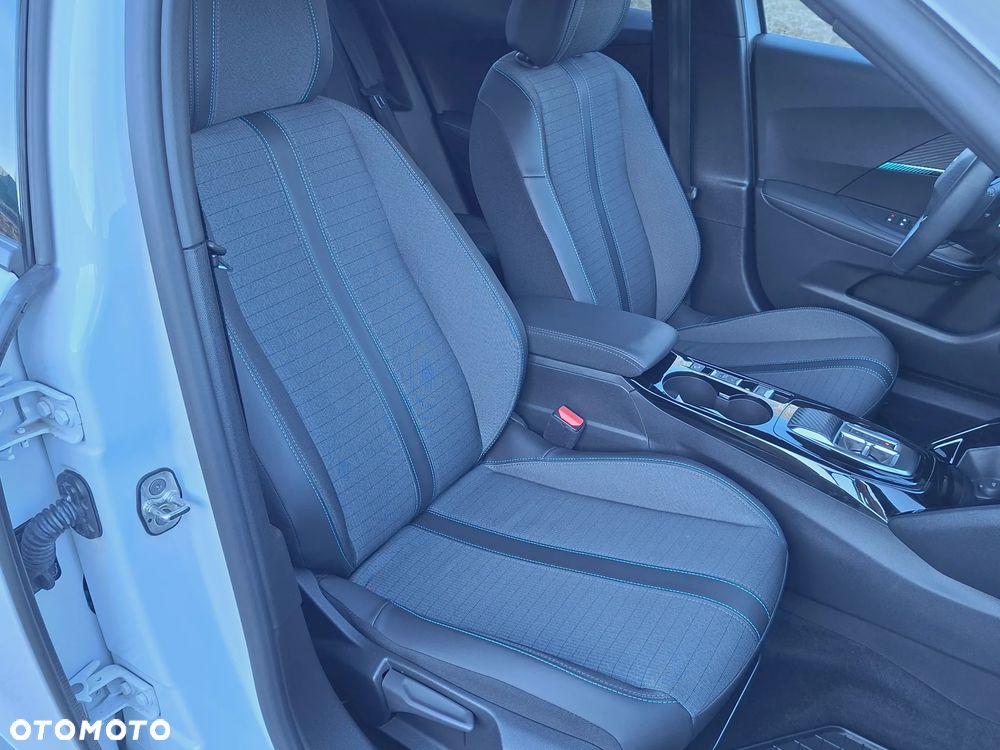 Peugeot 2008 1.2 PureTech Allure Pack S&S EAT8 - 30
