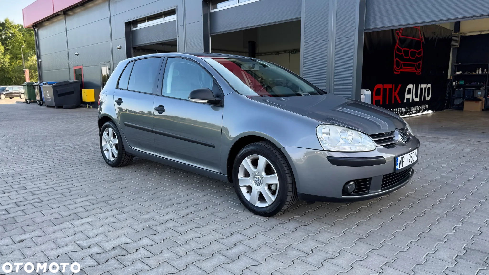 Volkswagen Golf V 1.6 Comfortline - 6