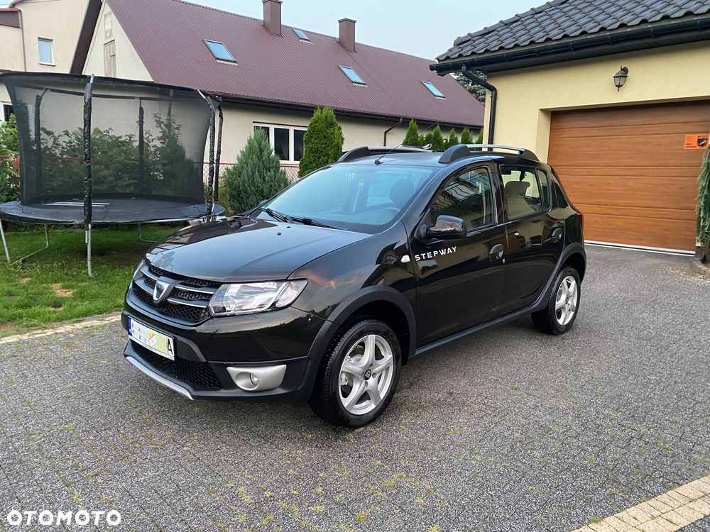 Dacia Sandero 0.9 TCe SL Celebration S&S - 1