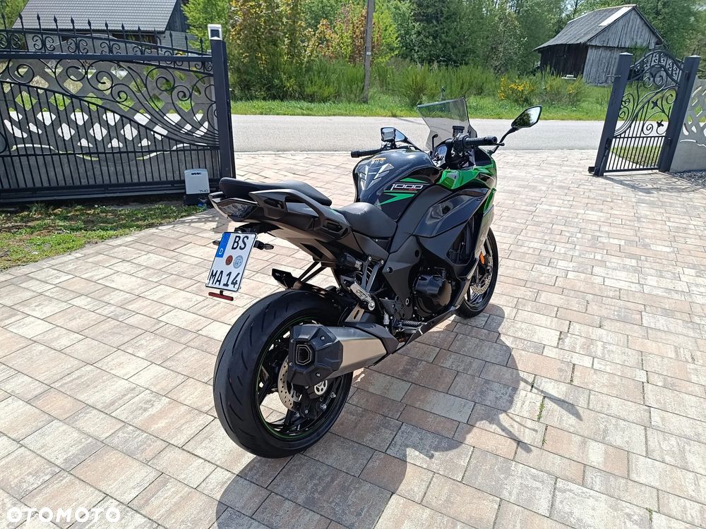 Kawasaki Ninja 1000 SX - 9