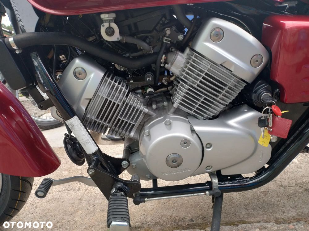 Honda Shadow - 16