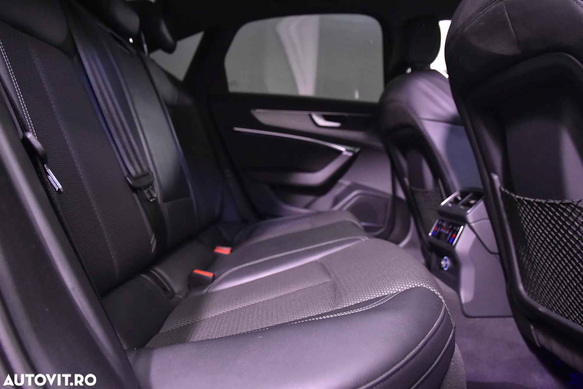 Audi A6 55 TFSI quattro S tronic S line - 12