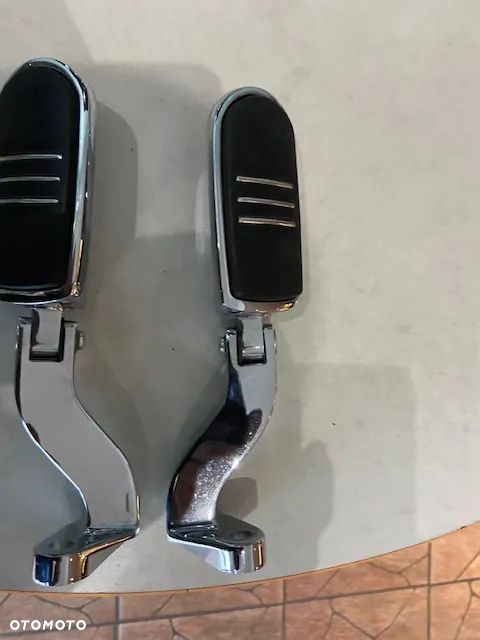 PODNÓŻKI HARLEY STREET GLIDE ROAD GLIDE 09- 23 STREAMLINER - 3