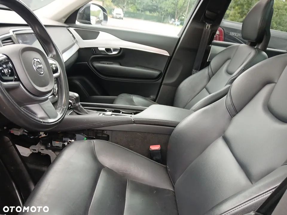 Volvo XC 90 T5 AWD Momentum 7os - 20