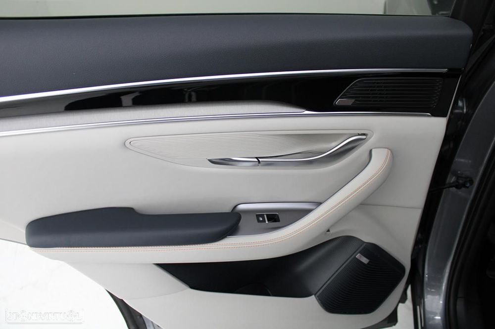 BYD Seal U 87 kWh Design - 13