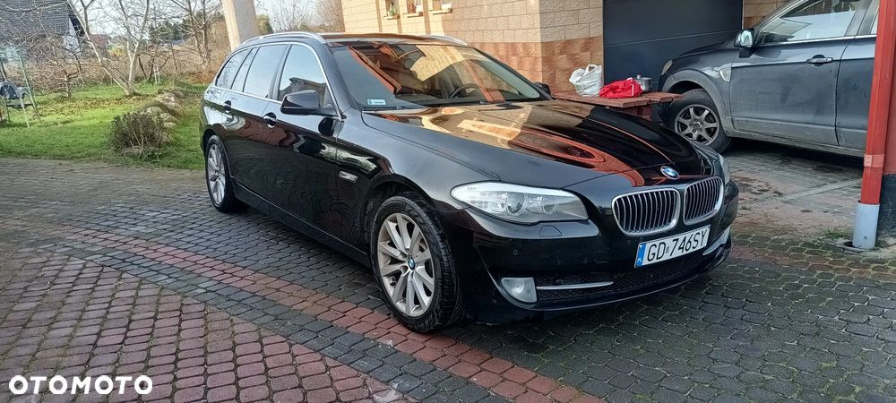 BMW Seria 5 520d - 15