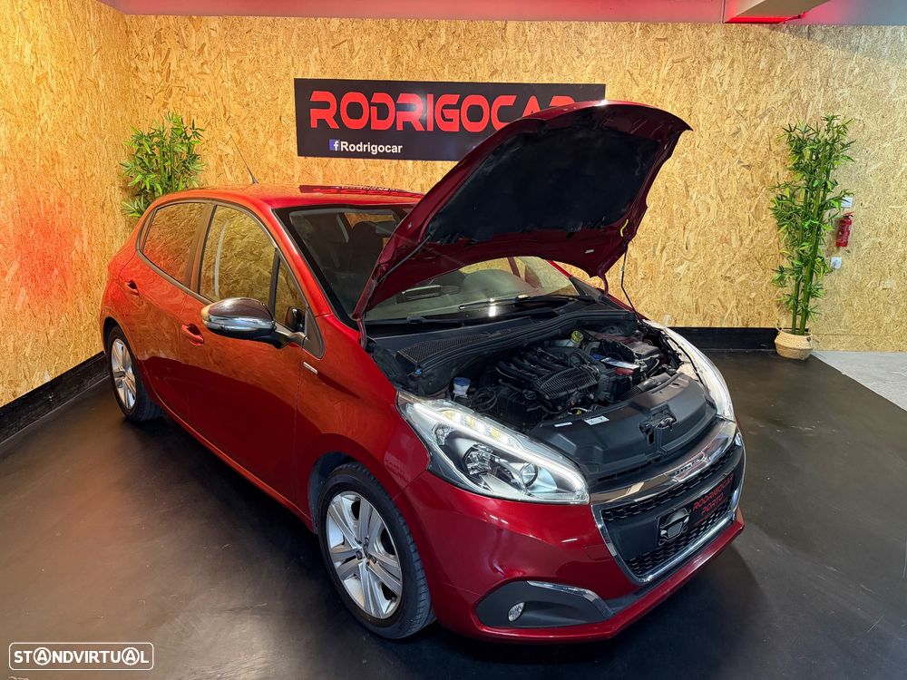 Peugeot 208 82 PureTech Style - 24