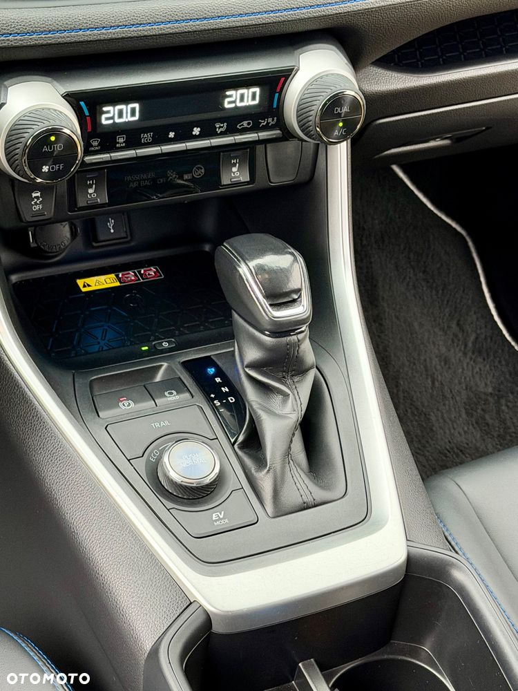 Toyota RAV4 2.5 Hybrid Selection 4x4 - 28