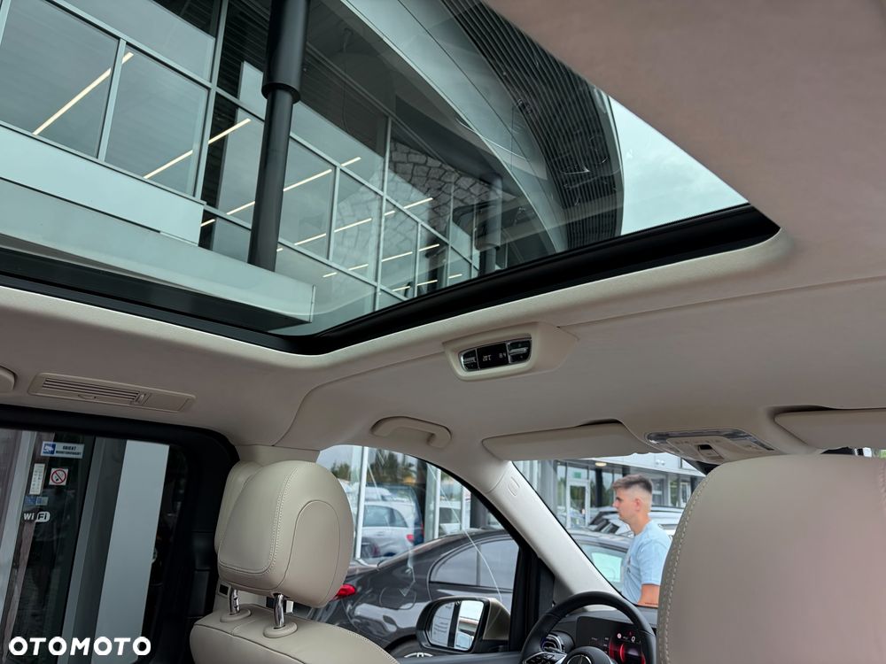 Mercedes-Benz Klasa V 300 d 4-Matic 9G-Tronic Exclusive (d³ugi) - 23