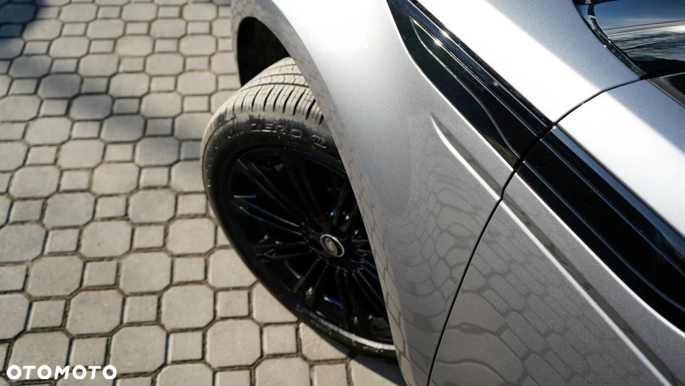 Land Rover Range Rover Evoque 2.0 D200 mHEV Dynamic SE - 11