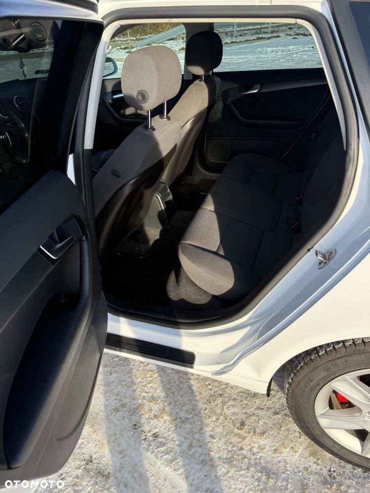 Audi A3 Sportback 1.6 TDI DPF Ambition - 12