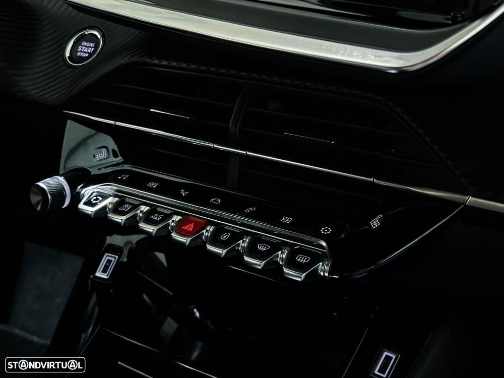 Peugeot 2008 Hybrid 145 e-DSC Allure - 27