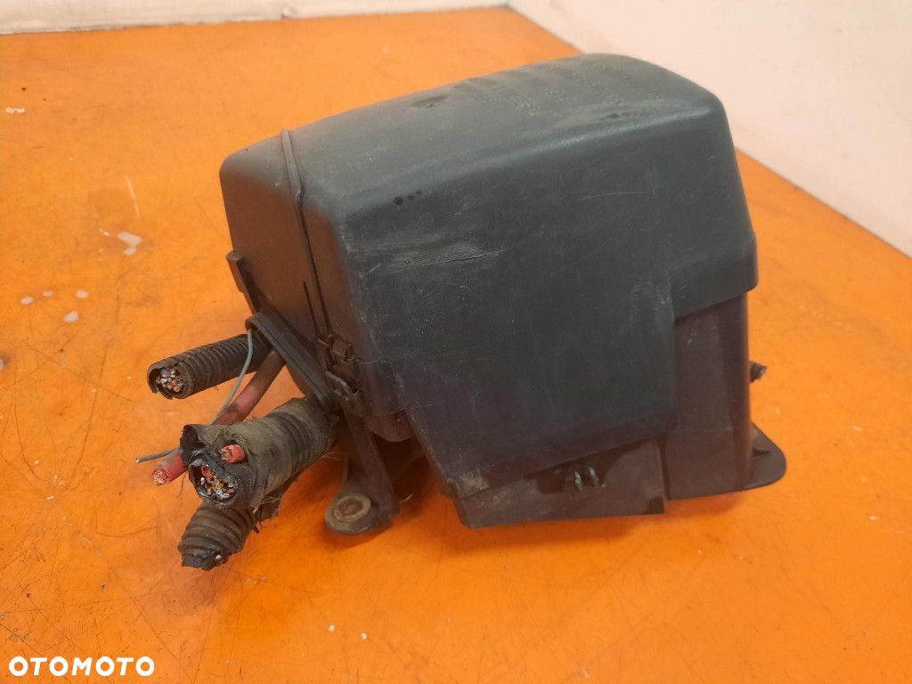 FIAT DOBLO I 01-05 SKRZYNKA BEZPIECZNIKÓW 46760542 223A6000 - 6