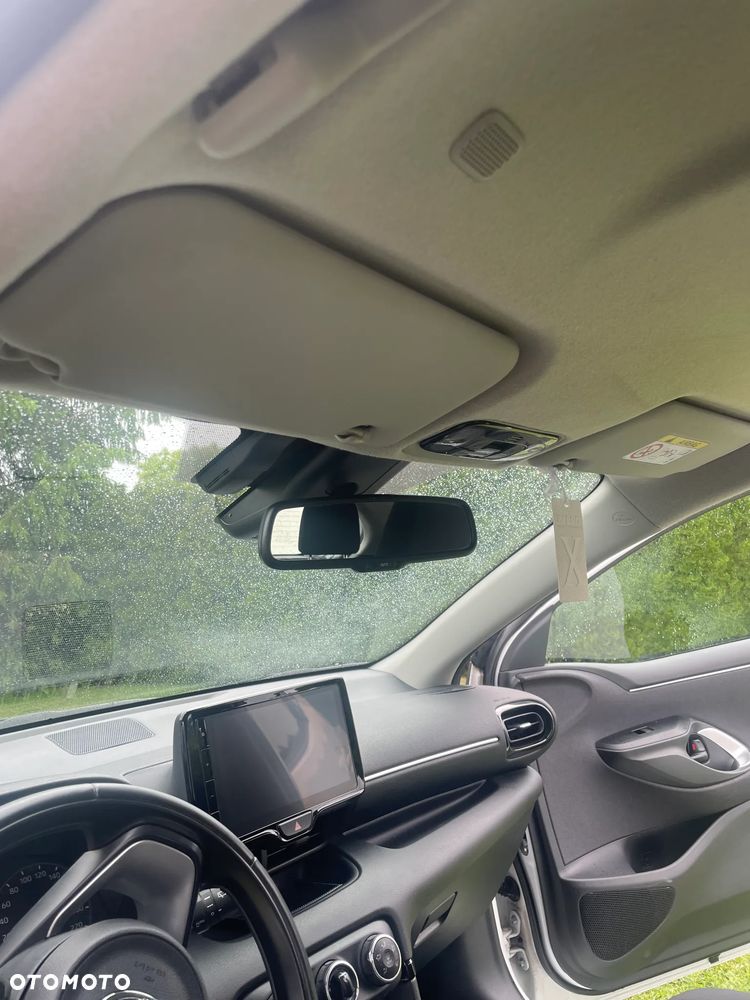 Toyota Yaris 1.5 Comfort - 12