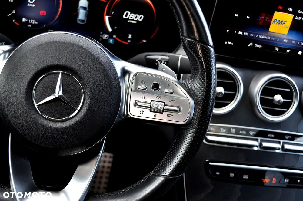 Mercedes-Benz GLC 200 d 4Matic 9G-TRONIC AMG Line - 29