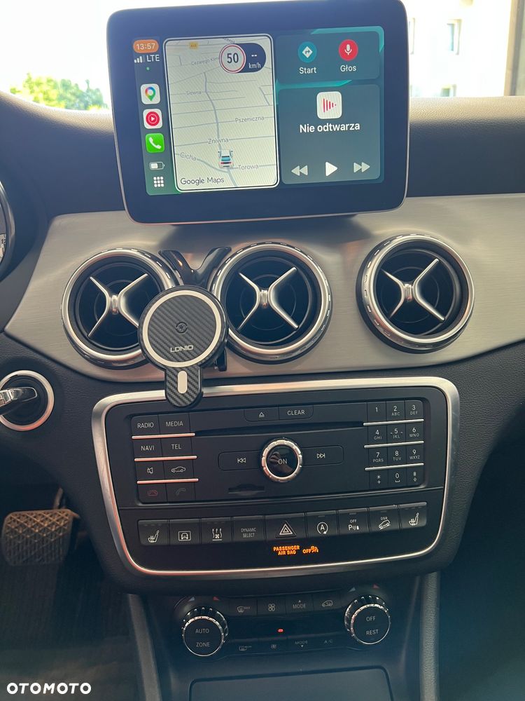 Mercedes-Benz GLA 250 4-Matic - 16