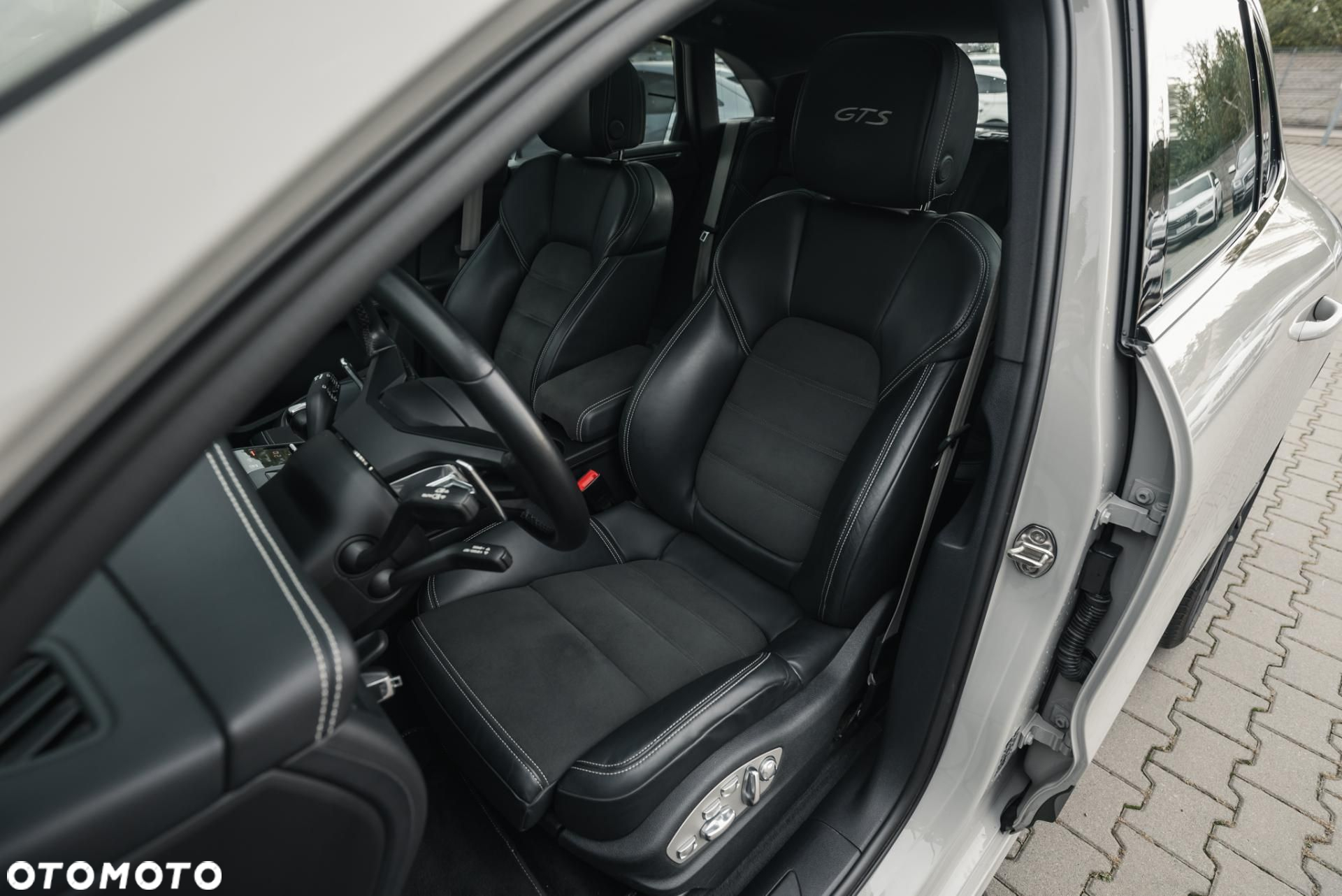 Porsche Macan GTS - 12