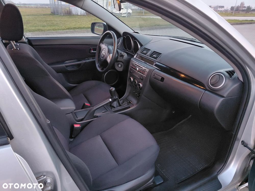 Mazda 3 1.6 Sport Active - 15