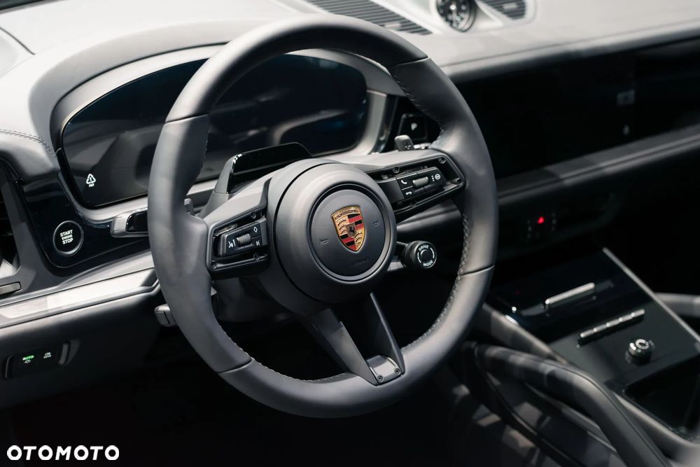 Porsche Cayenne E-Hybrid PHEV Black Edition - 17