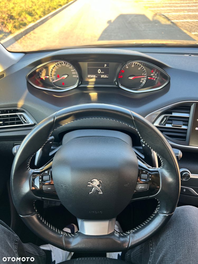 Peugeot 308 BlueHDi 130 EAT6 Stop & Start Allure - 9