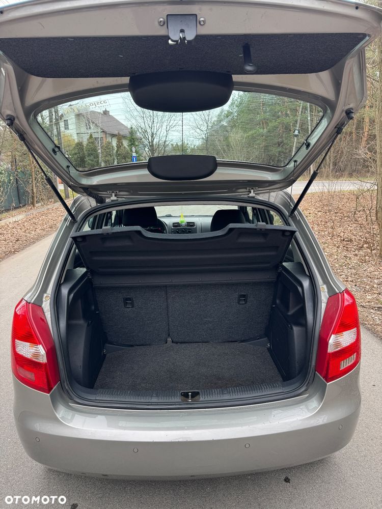 Skoda Fabia - 11