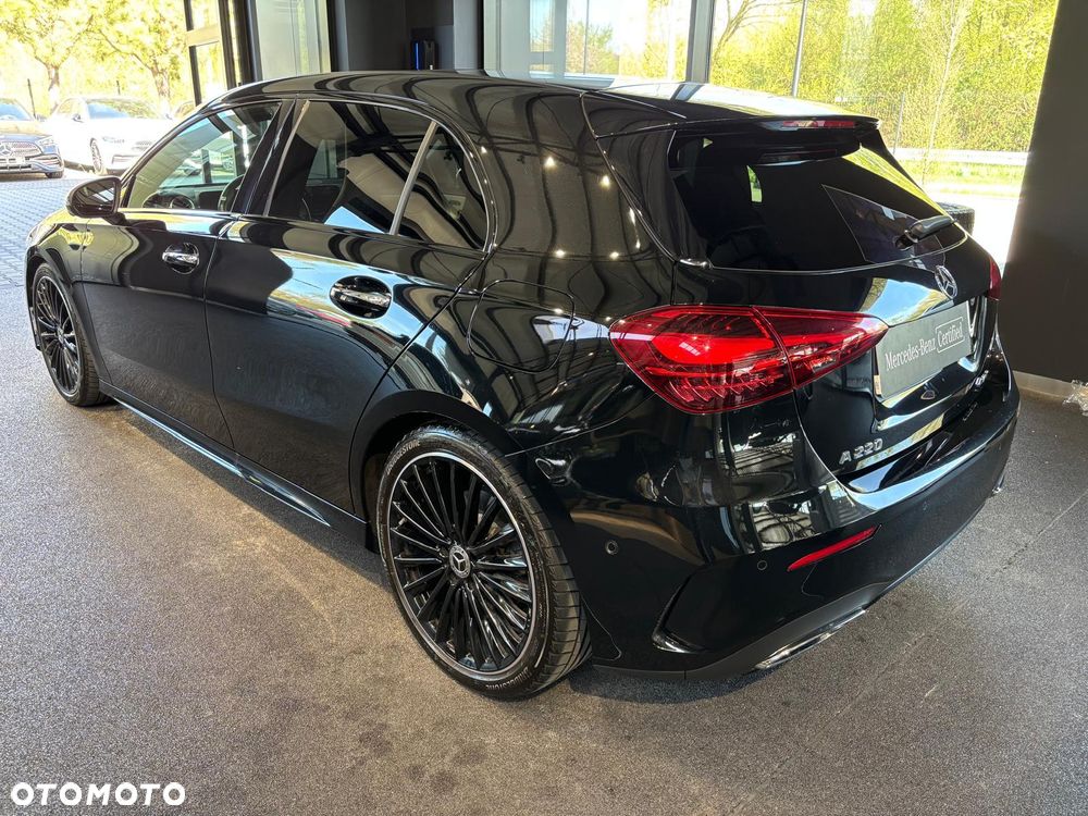 Mercedes-Benz Klasa A 220 4-Matic AMG Line 8G-DCT - 5