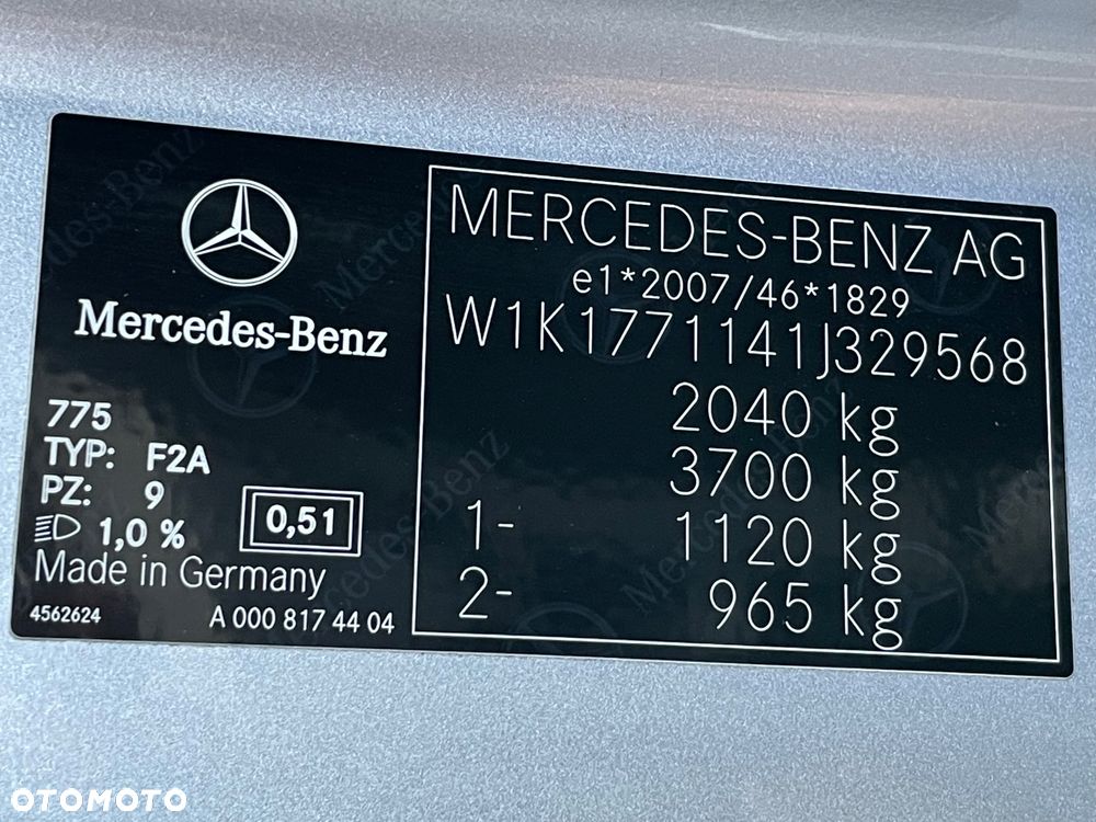 Mercedes-Benz Klasa A 220 d 8G-DCT AMG Line - 36