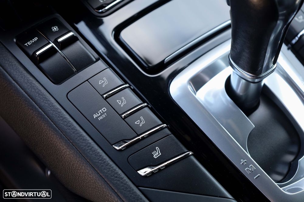 Porsche Cayenne 3.0 V6 - 22