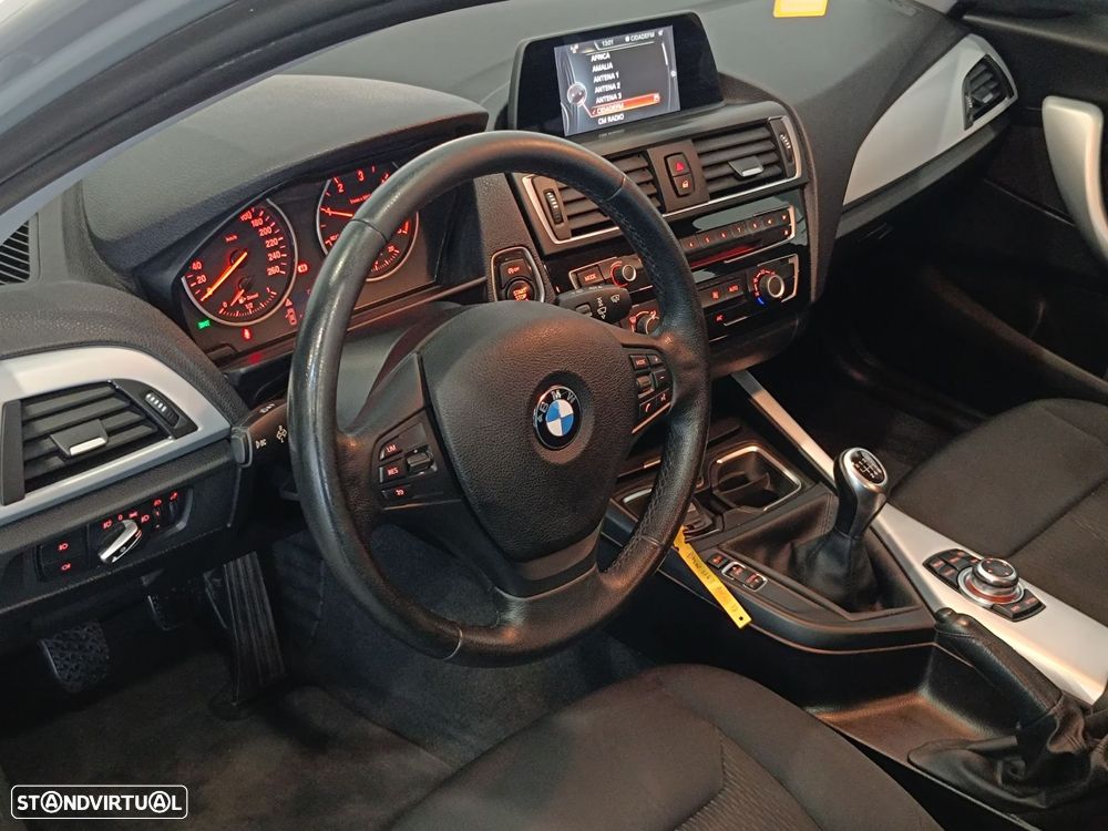 BMW 116 d EfficientDynamics Edition - 12