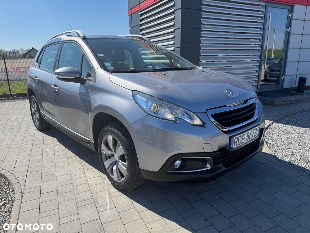 Peugeot 2008 1.2 Pure Tech Style - 12