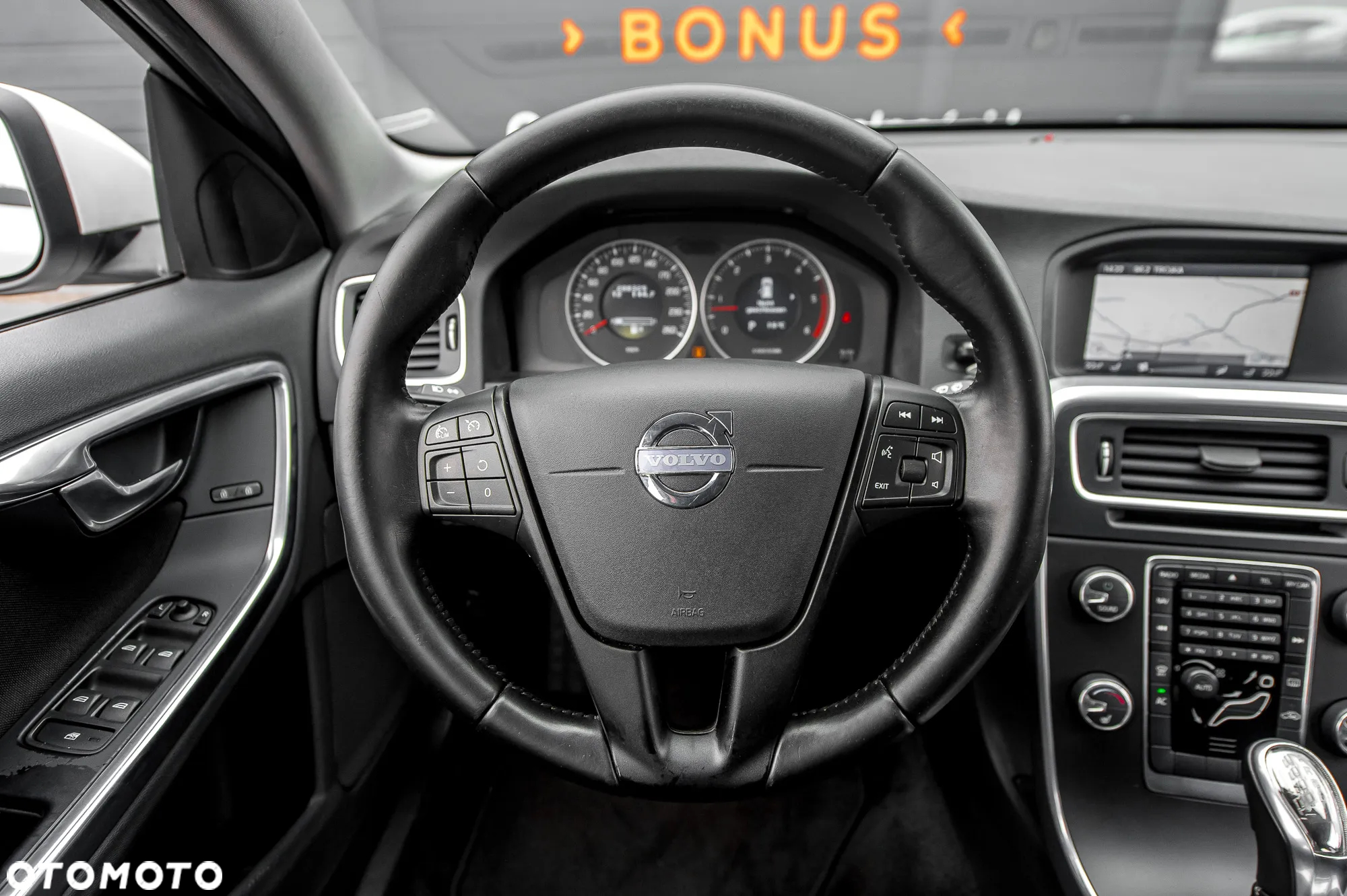 Volvo V60 D4 AWD - 19