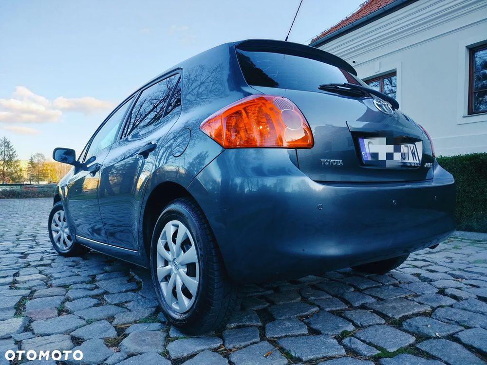Toyota Auris - 4
