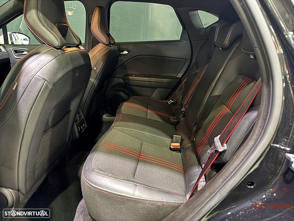 Renault Captur 1.6 E-Tech Plug-In RS Line - 15