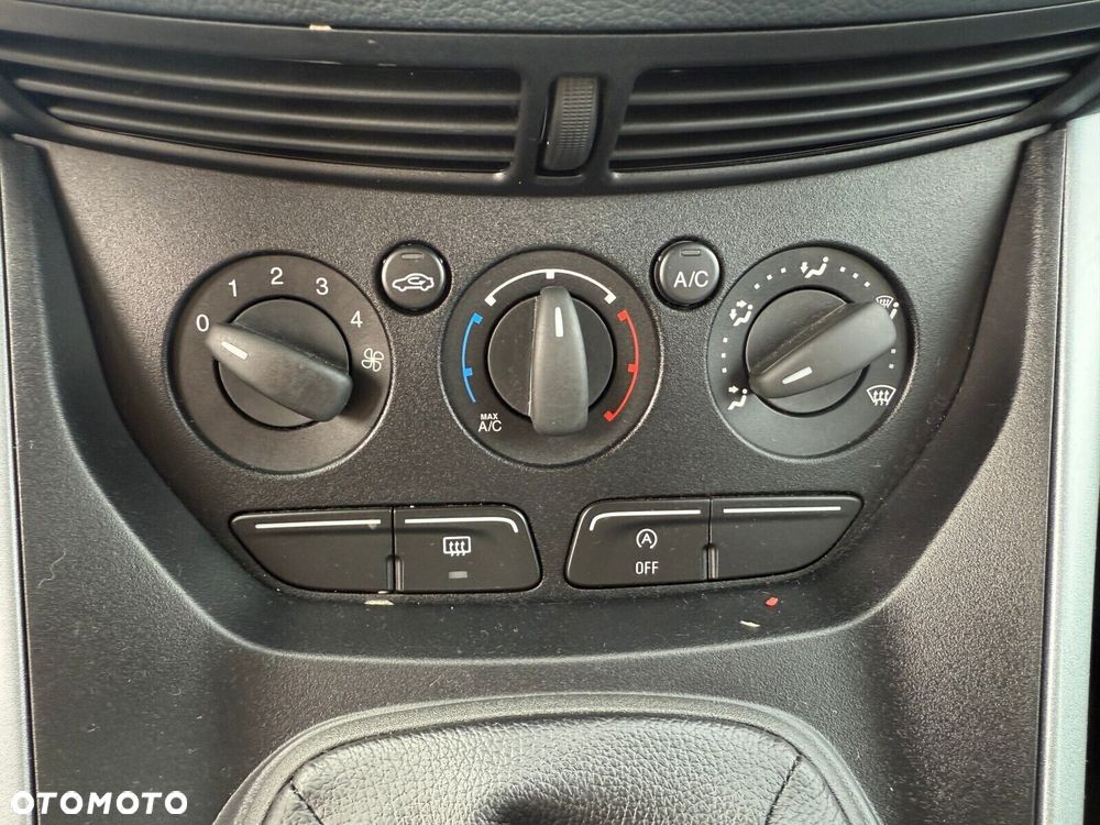 Ford C-MAX - 24