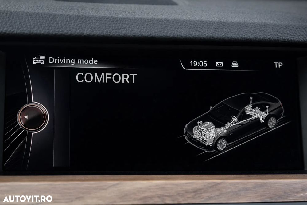 BMW Seria 5 525d xDrive Aut. Luxury Line - 11