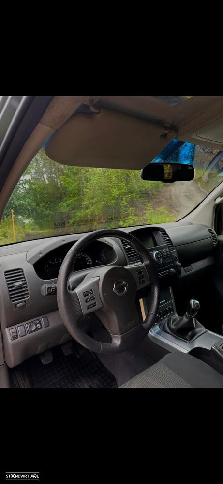 Nissan Navara LE - 21